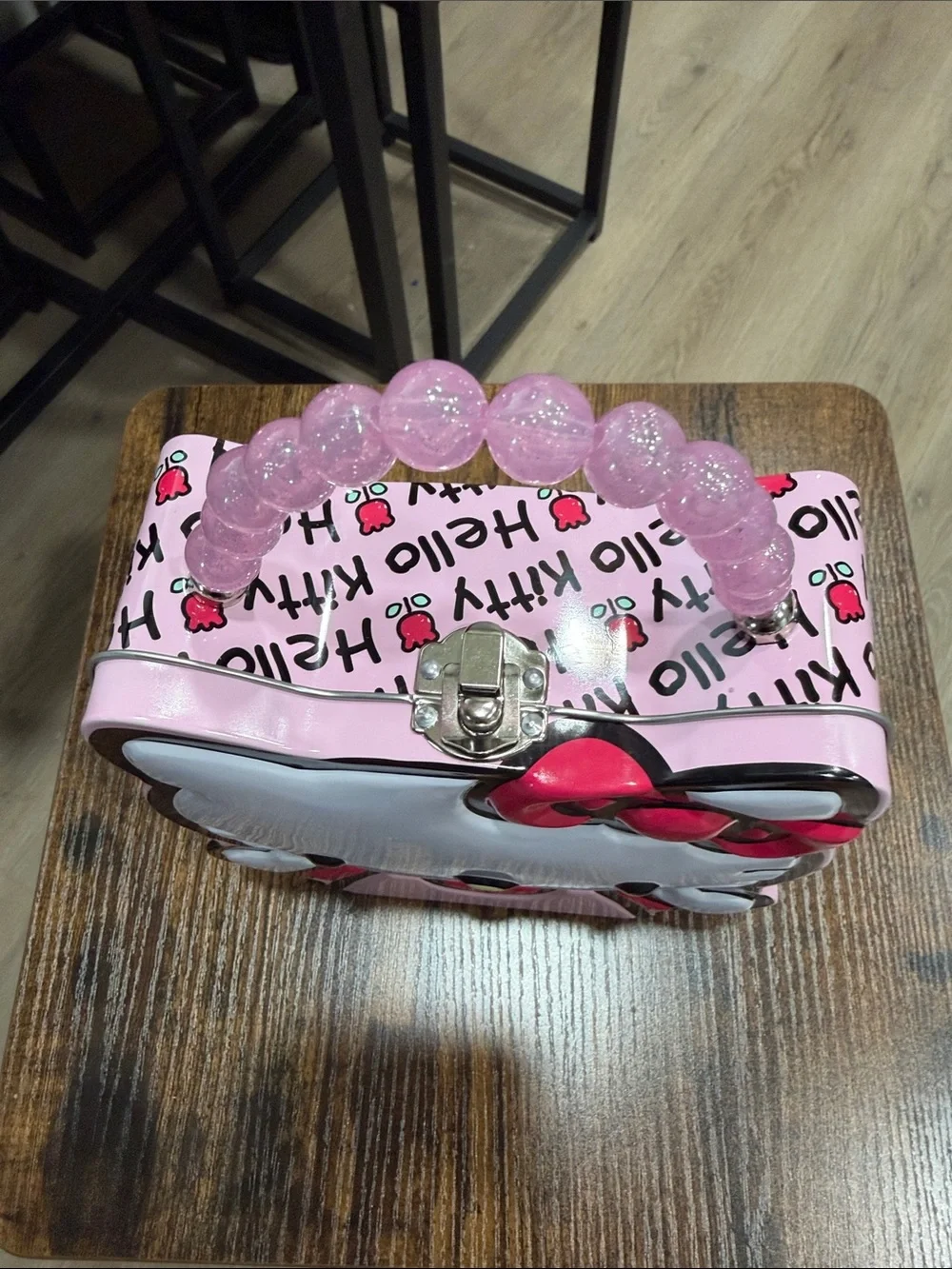 Hello Kitty Pink and Red Kids Tin purse with Beaded Handle